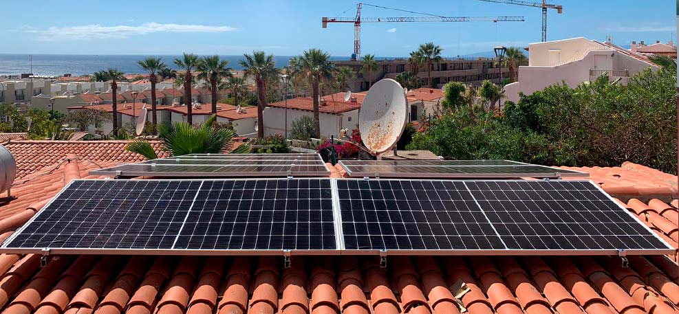 Instalación fotovoltaica en Costa Adeje, Tenerife