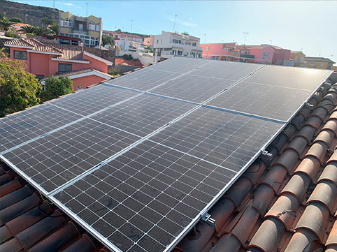 Paneles fotovoltaicos en Maspalomas Gran Canaria