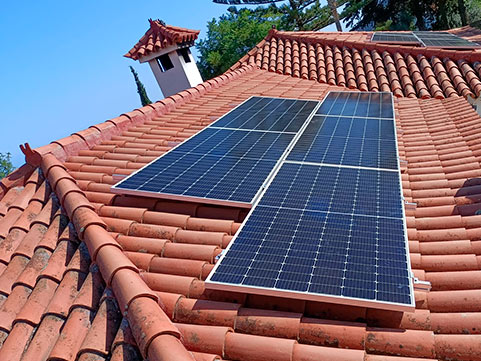 Instalación de paneles solares en Icod de los Vinos